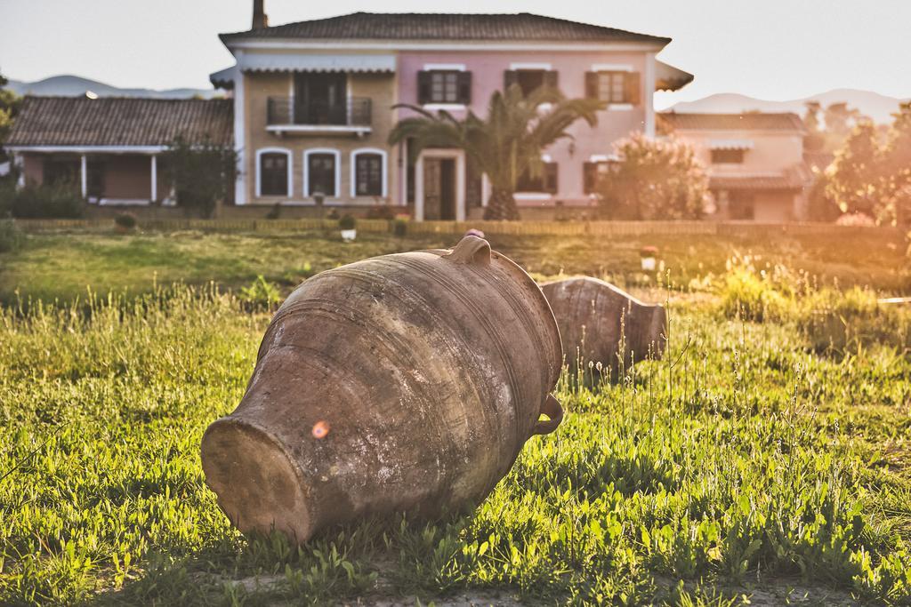Villa Sarakino House Of Literature Agios Dimitrios  Zimmer foto